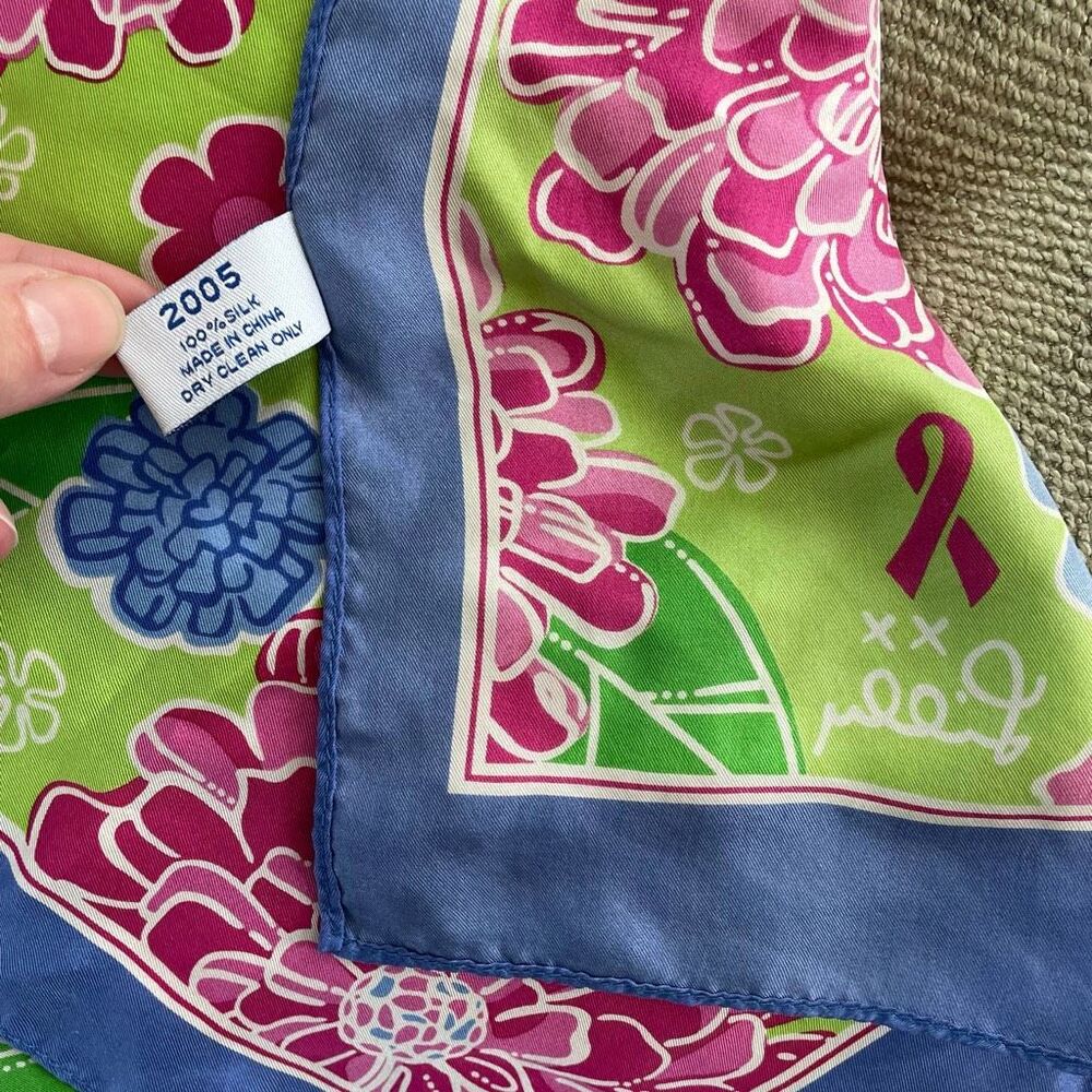 Lilly Pulitzer 100% Silk Ford Floral Mum Scarf Blue Pink - Picture 3 of 5